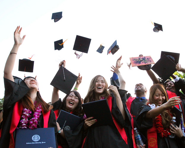2016 Commencement - Fresno State